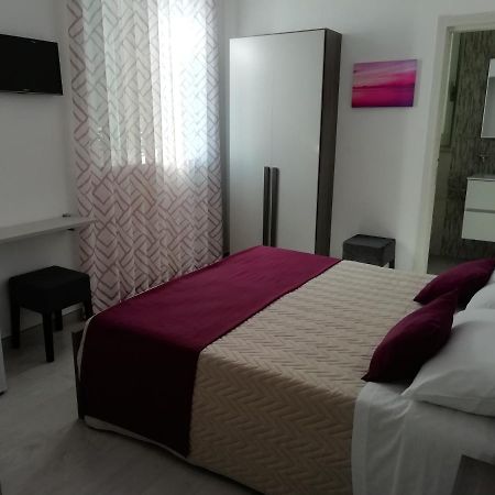 Flamingo Rooms Маргерита-ди-Савойя Экстерьер фото