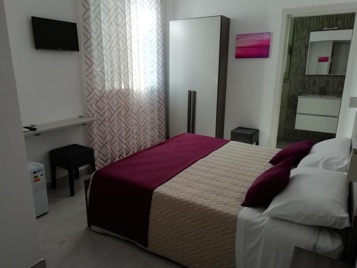 Flamingo Rooms Маргерита-ди-Савойя Экстерьер фото