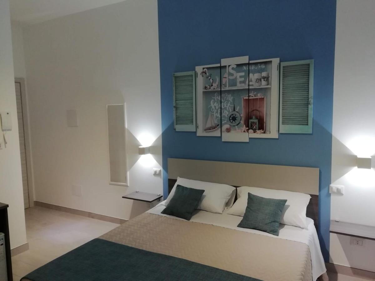 Flamingo Rooms Маргерита-ди-Савойя Экстерьер фото